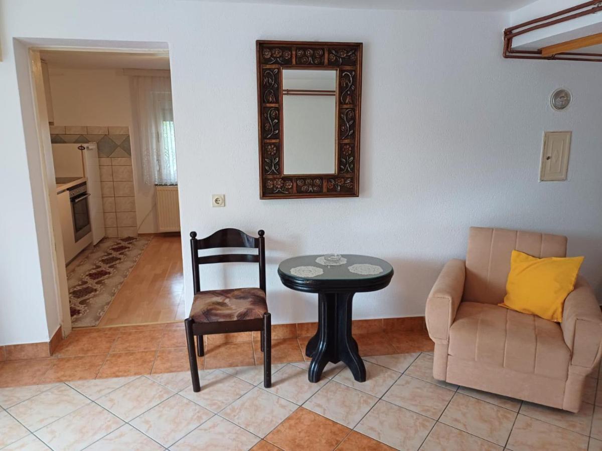 Apartman Dijana บันยาลูกา ภายนอก รูปภาพ