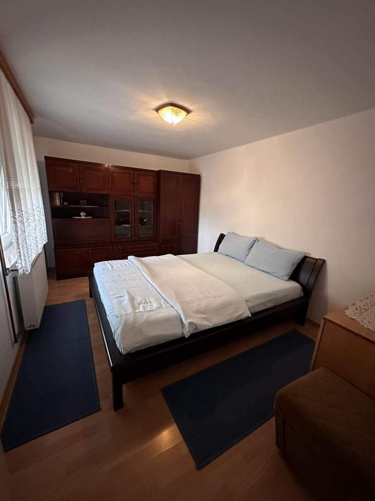 Apartman Dijana บันยาลูกา ภายนอก รูปภาพ